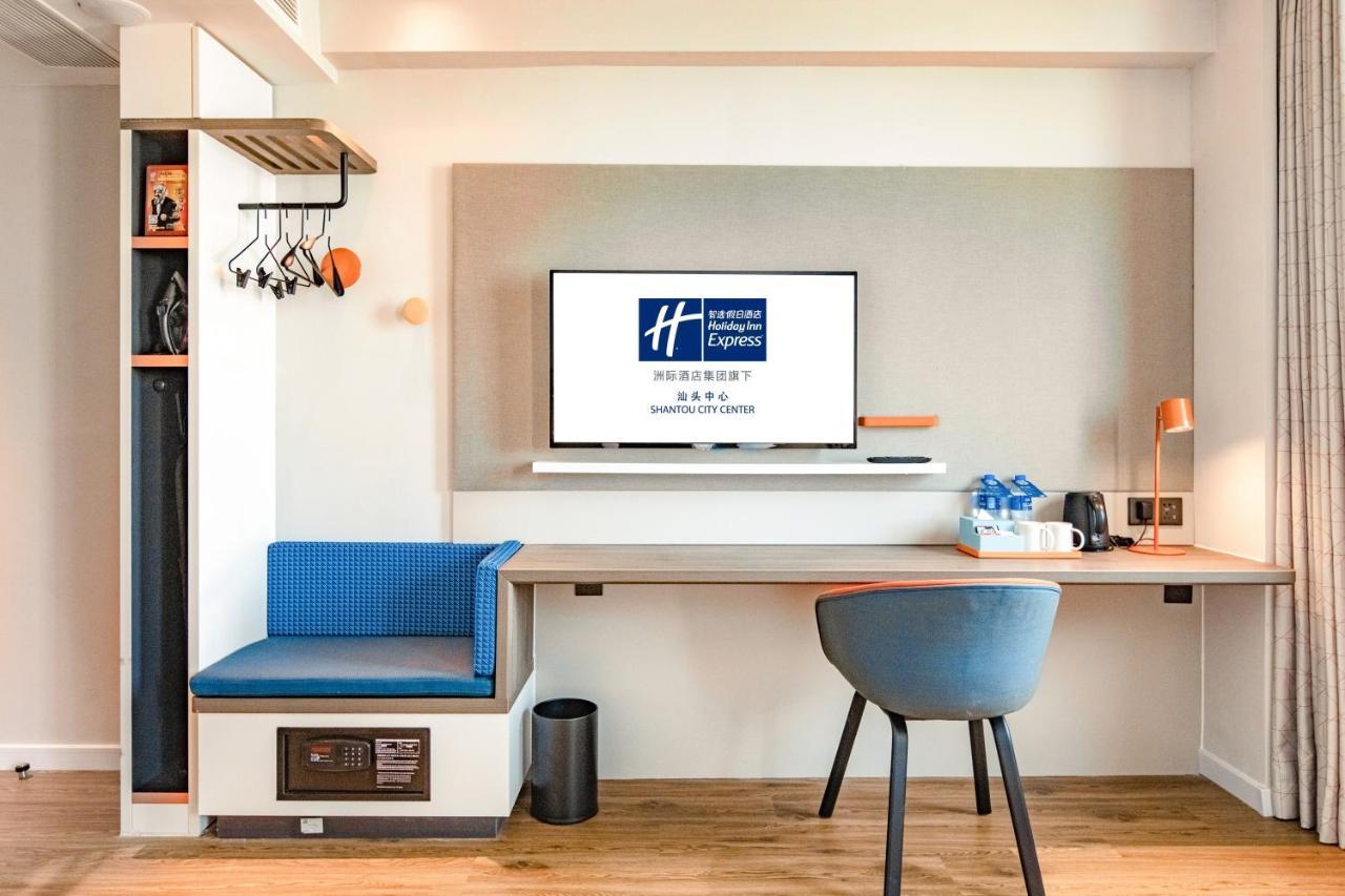 Holiday Inn Express Shantou City Center By Ihg Екстер'єр фото