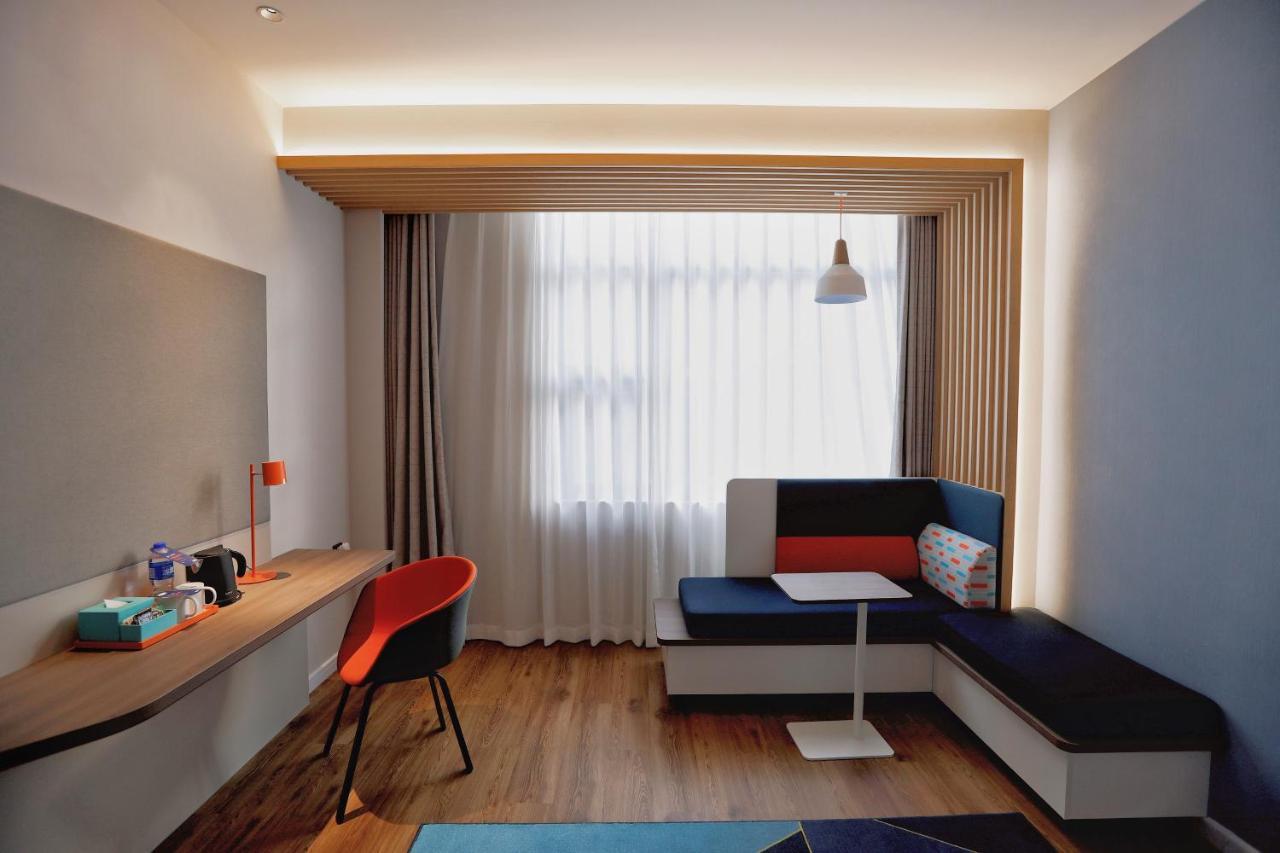 Holiday Inn Express Shantou City Center By Ihg Екстер'єр фото
