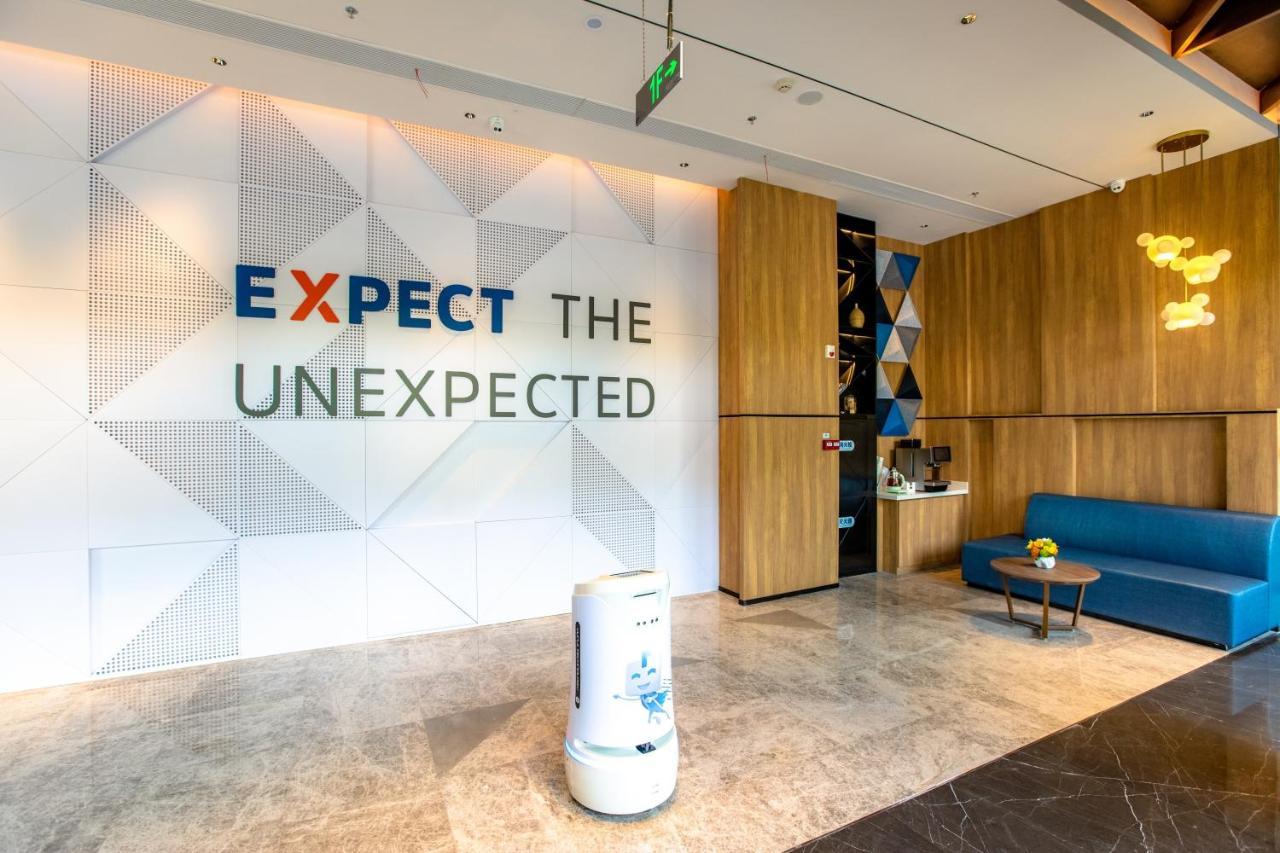 Holiday Inn Express Shantou City Center By Ihg Екстер'єр фото