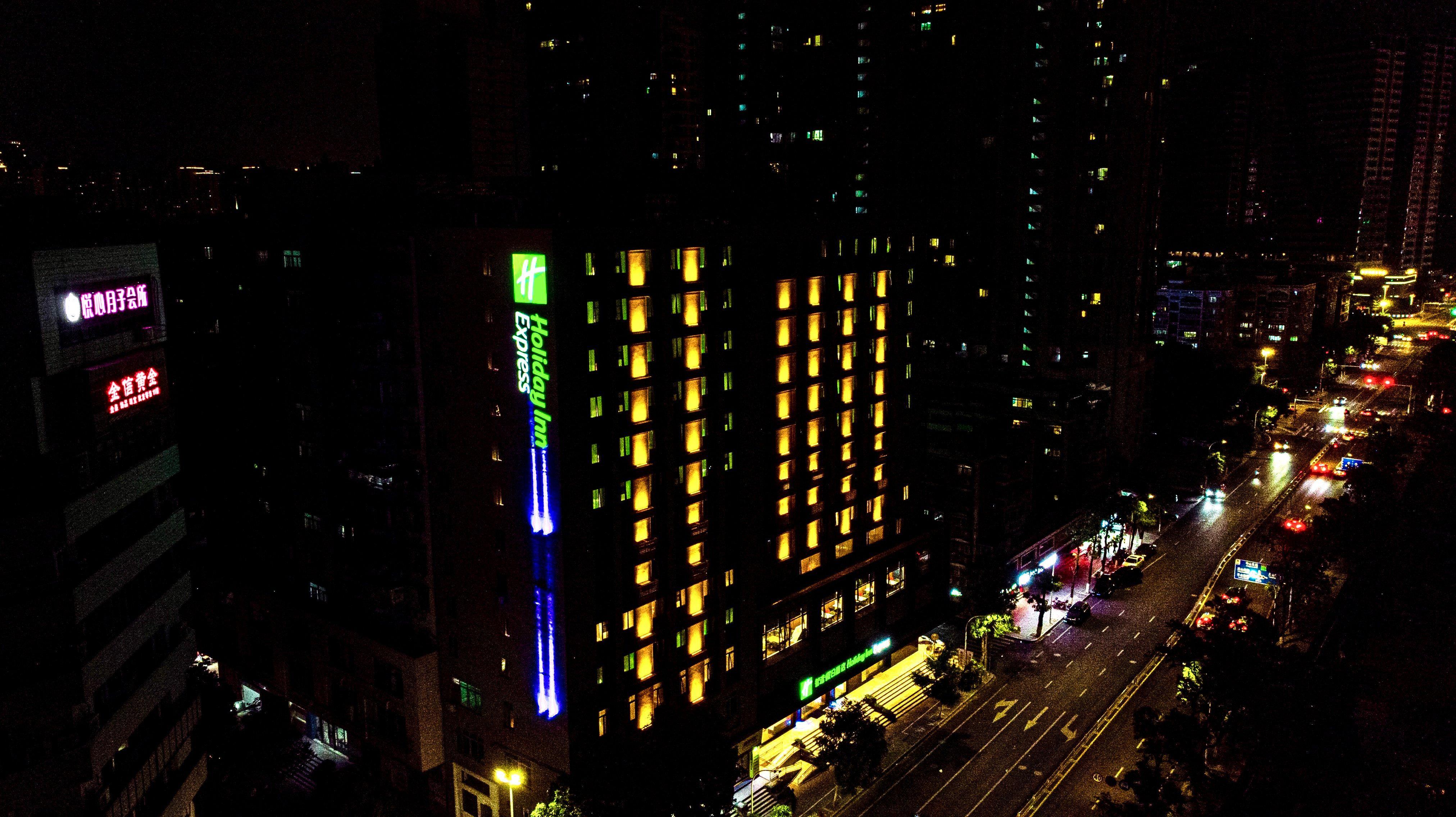 Holiday Inn Express Shantou City Center By Ihg Екстер'єр фото