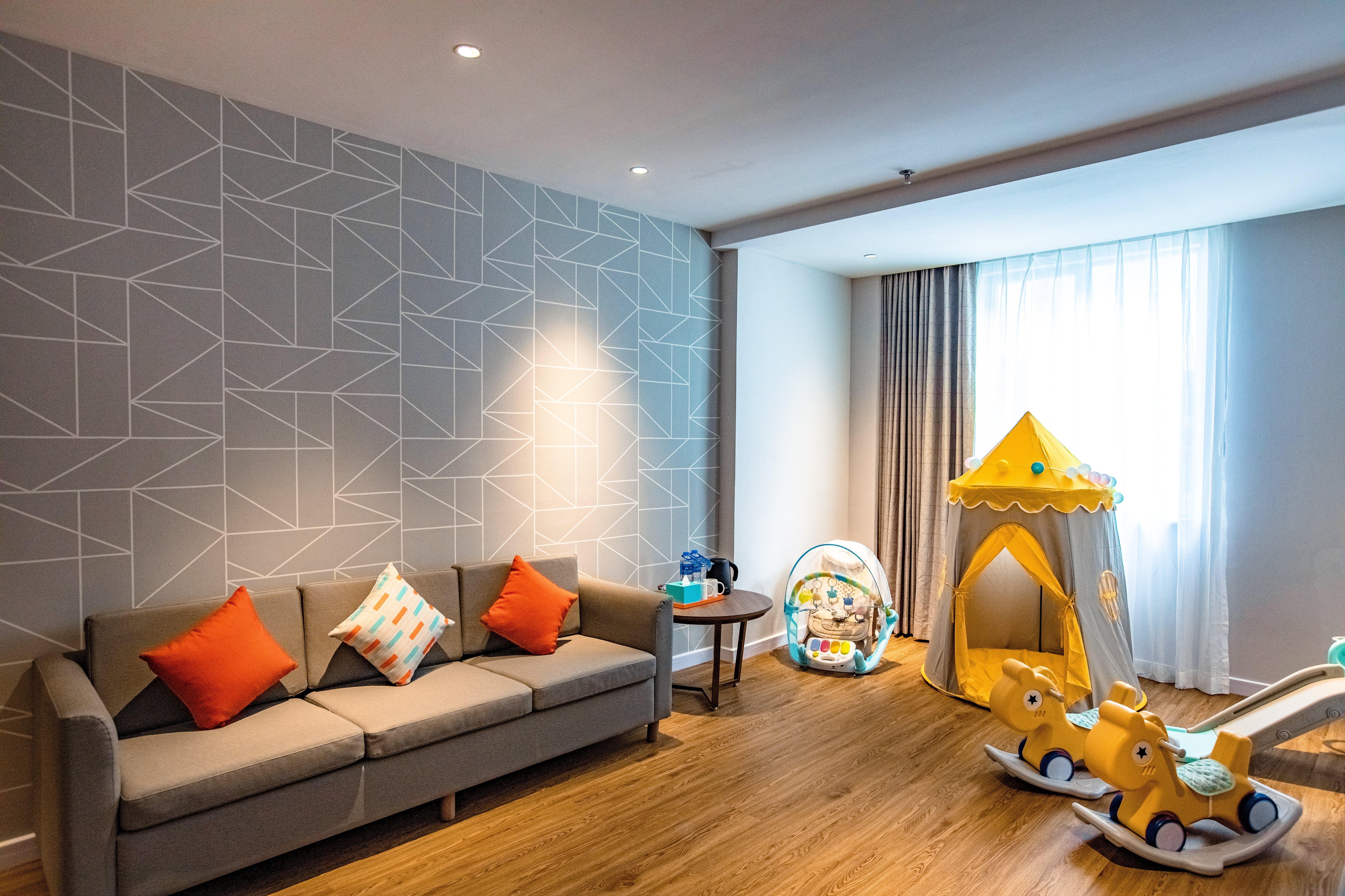 Holiday Inn Express Shantou City Center By Ihg Екстер'єр фото