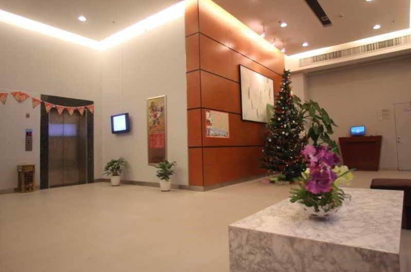 Holiday Inn Express Shantou City Center By Ihg Екстер'єр фото
